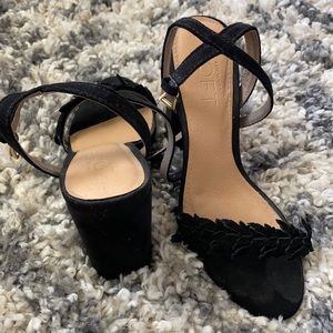Black loft beautiful sandals.
